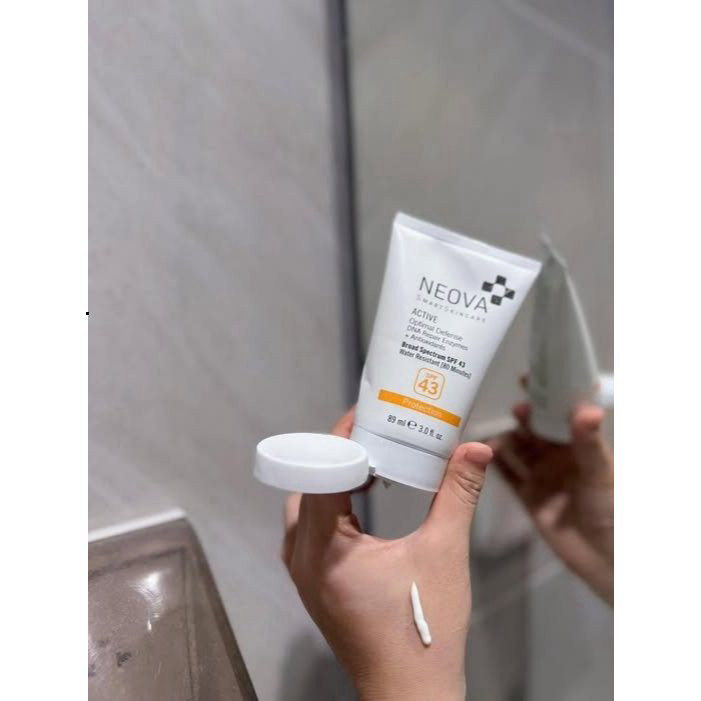 Kem Chống Nắng Neova SPF 40-43-44 Bảo Vệ Da Với Enzyme Sửa Chữa DNA